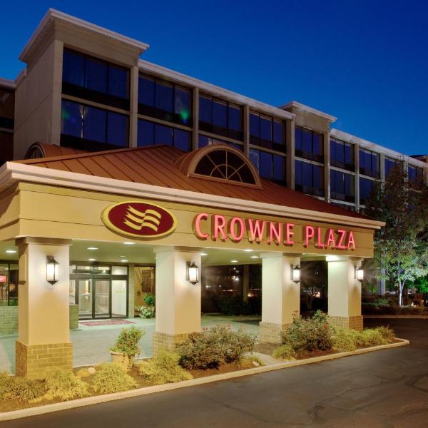 Crowne Plaza Cleveland Airport by IHG