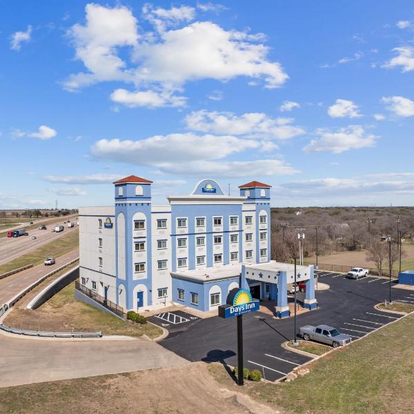 Days Inn by Wyndham Salado