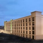 Holiday Inn Cleveland – South Independence by IHG