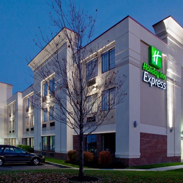Holiday Inn Express Hotel & Suites Grove City by IHG