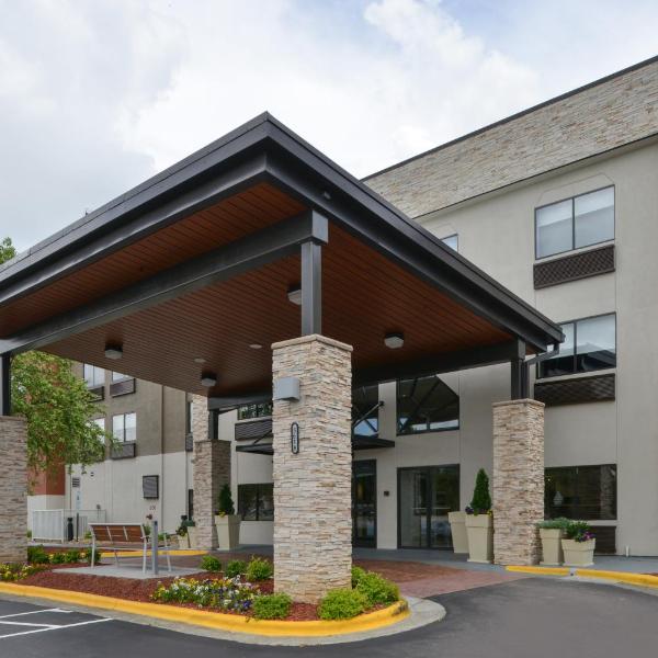Holiday Inn Express & Suites Raleigh NE – Medical Ctr Area by IHG