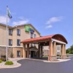 Holiday Inn Express & Suites Topeka West I-70 Wanamaker by IHG