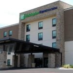 Holiday Inn Express & Suites White Hall by IHG