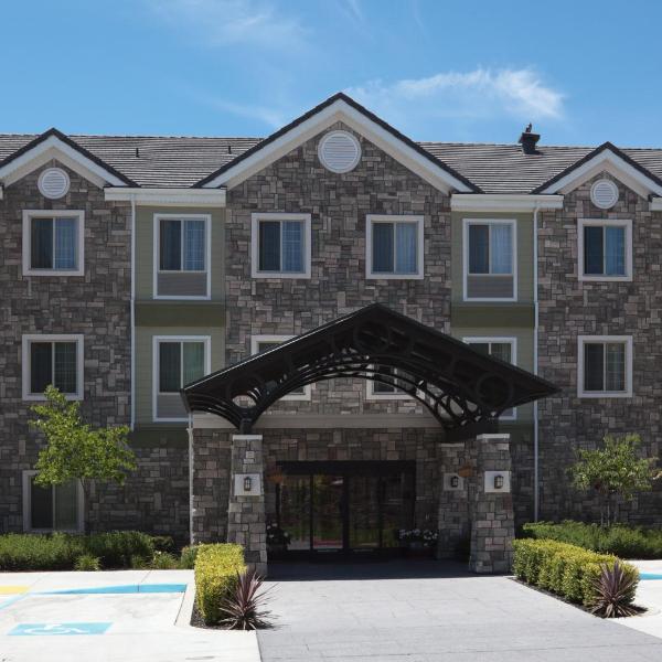 Staybridge Suites Fairfield Napa Valley Area by IHG