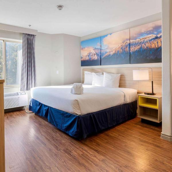 Days Inn by Wyndham Thornton
