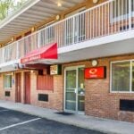 Econo Lodge Drums