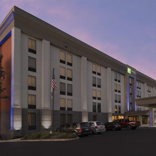 Holiday Inn Express Andover North – Lawrence by IHG