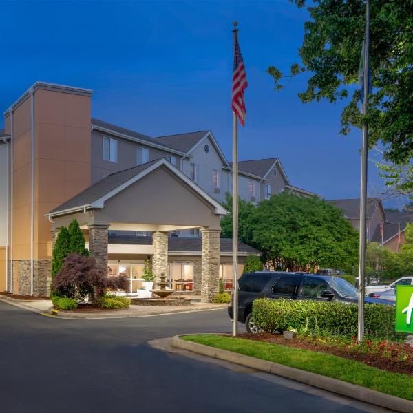 Holiday Inn Express Chapel Hill by IHG