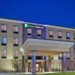 Holiday Inn Express Hotel and Suites Lincoln Airport by IHG