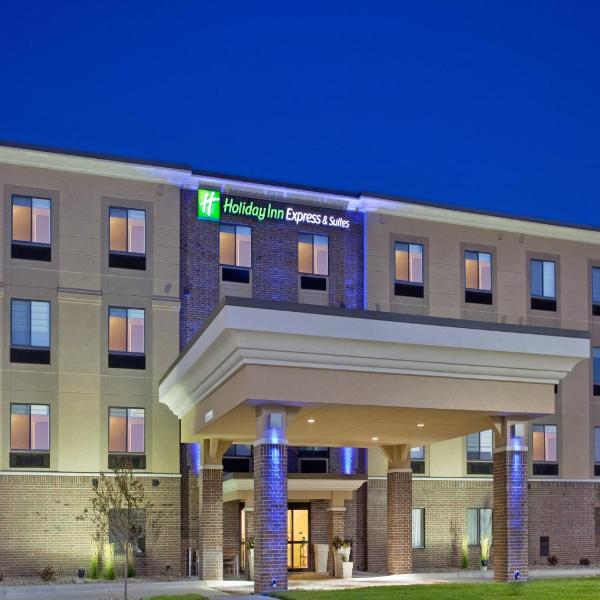 Holiday Inn Express Hotel and Suites Lincoln Airport by IHG