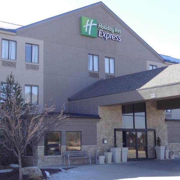 Holiday Inn Express Hotel Kansas City – Bonner Springs by IHG