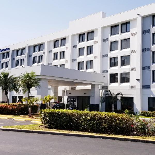 Holiday Inn Express Hotel & Suites Miami – Hialeah by IHG