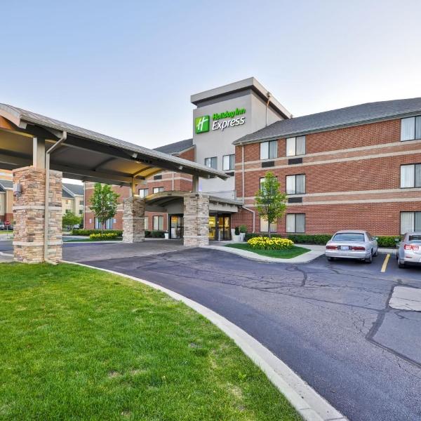 Holiday Inn Express Romulus / Detroit Airport by IHG