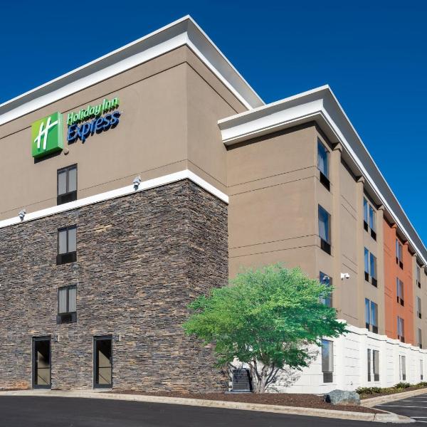 Holiday Inn Express & Suites Greensboro – I-40 atWendover by IHG