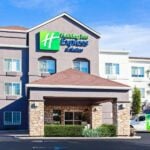 Holiday Inn Express & Suites Oakland – Airport by IHG