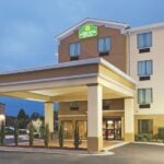 La Quinta by Wyndham Warner Robins – Robins AFB