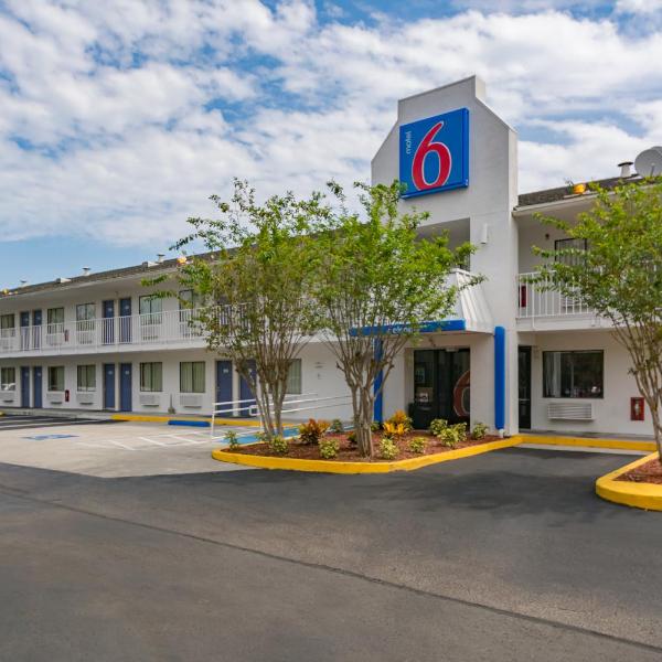 Motel 6-Ft. Pierce, FL