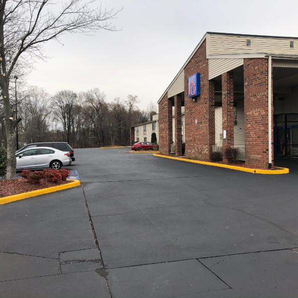 Motel 6-Greensboro, NC – Airport