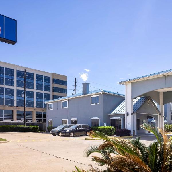 Motel 6 Houston, TX – I-10 West