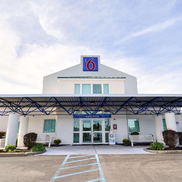 Motel 6-Tewksbury, MA – Boston