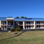 Royal Inn & Suites