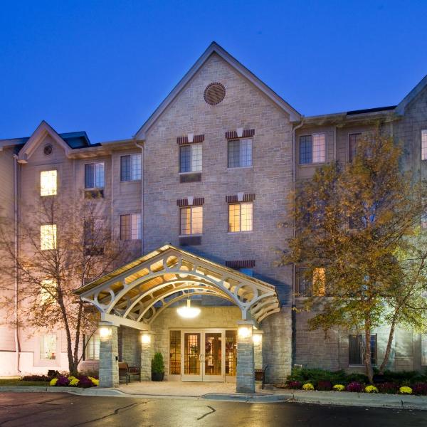 Staybridge Suites Chicago-Oakbrook Terrace by IHG
