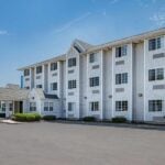 Super 8 by Wyndham Joliet