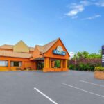 Days Inn By Wyndham Knoxville East