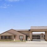 Super 8 By Wyndham Childress