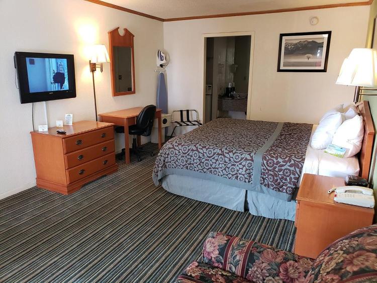 Economy Hotel Wichita- Florence St photo 2