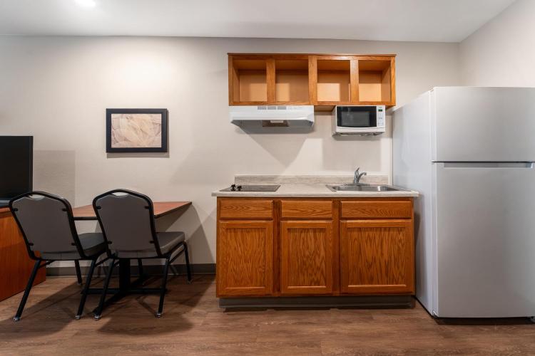 WoodSpring Suites Macon West I-475 photo 2