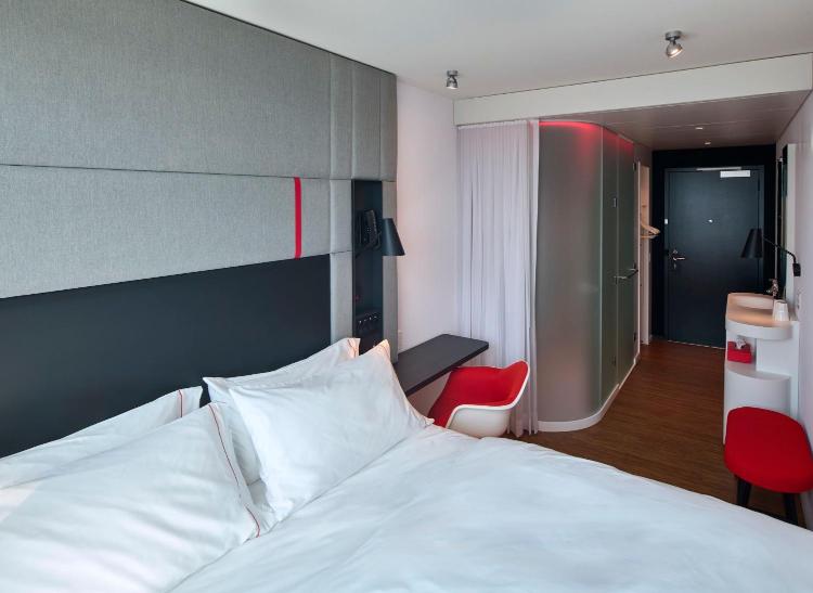 citizenM Boston Back Bay photo 2