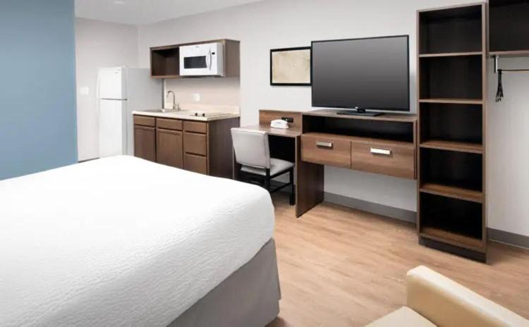WoodSpring Suites Huntsville - Research Park photo 3