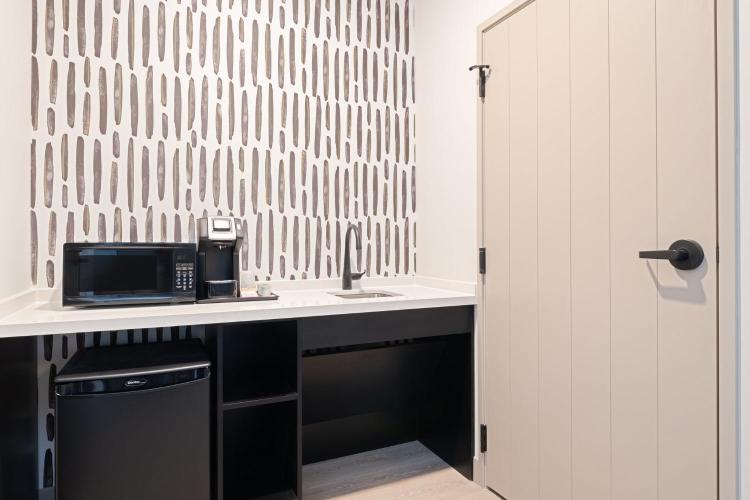 Atwell Suites Kansas City Airport by IHG photo 3