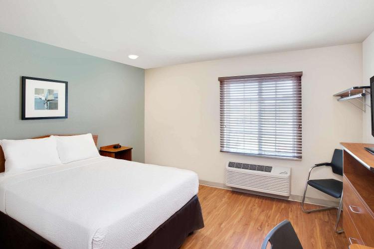 WoodSpring Suites Lake Charles photo 3