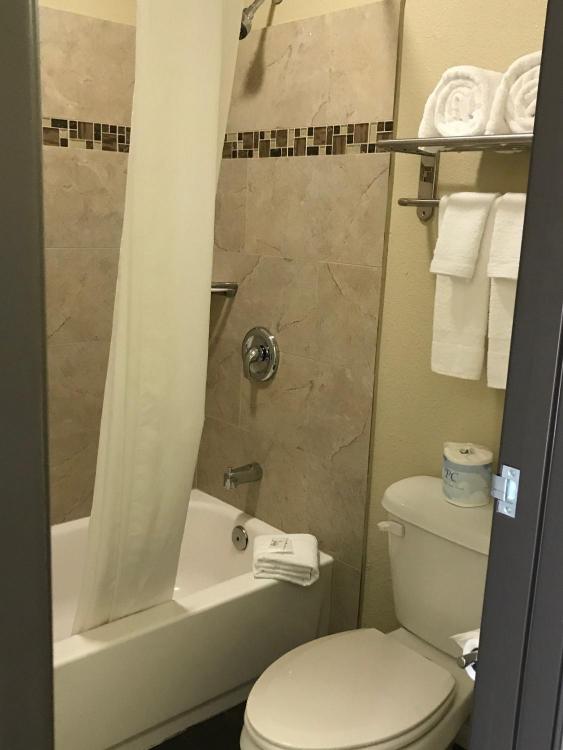 Berkshire Motor Hotel photo 1