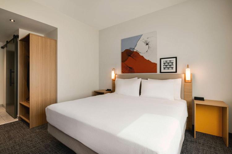 Spark By Hilton Las Vegas Airport photo 2