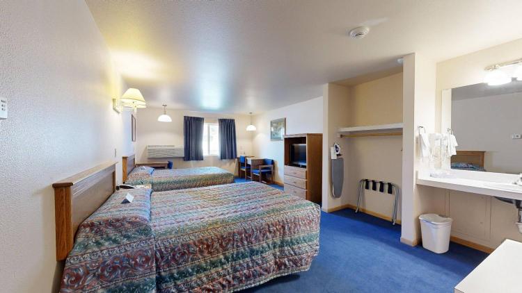 Western Executive Inn photo 2