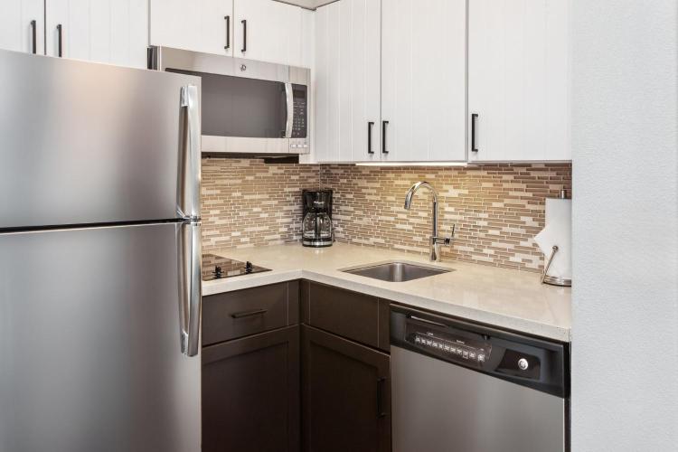 Staybridge Suites Albany Wolf Rd-Colonie Center by IHG photo 2