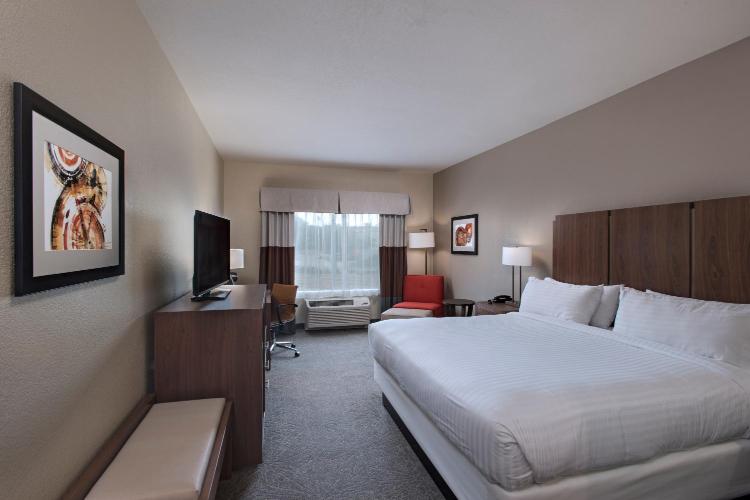 Holiday Inn Express & Suites Austin NW - Four Points by IHG photo 2