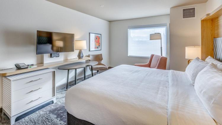Holiday Inn & Suites Bellingham by IHG photo 2