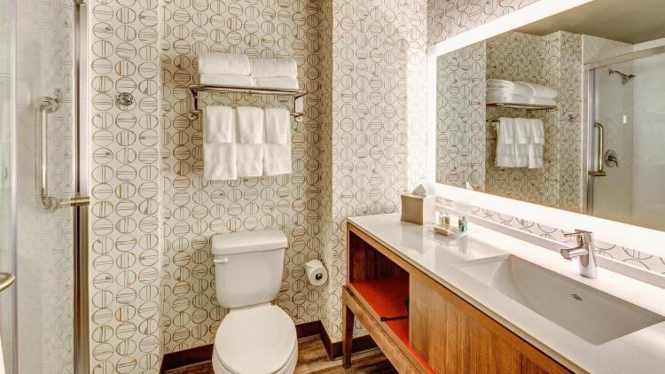 Holiday Inn & Suites Bellingham by IHG photo 3