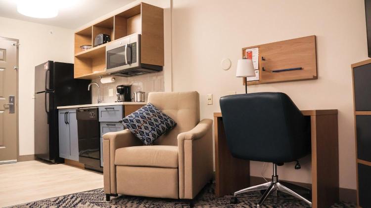 Candlewood Suites - Peoria at Grand Prairie by IHG photo 1
