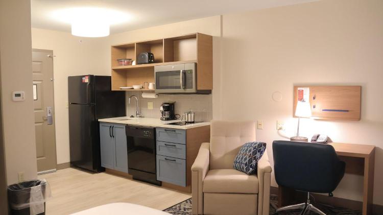 Candlewood Suites - Peoria at Grand Prairie by IHG photo 2