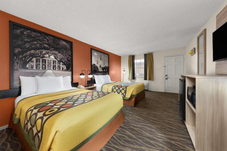 Super 8 by Wyndham New Orleans photo 3