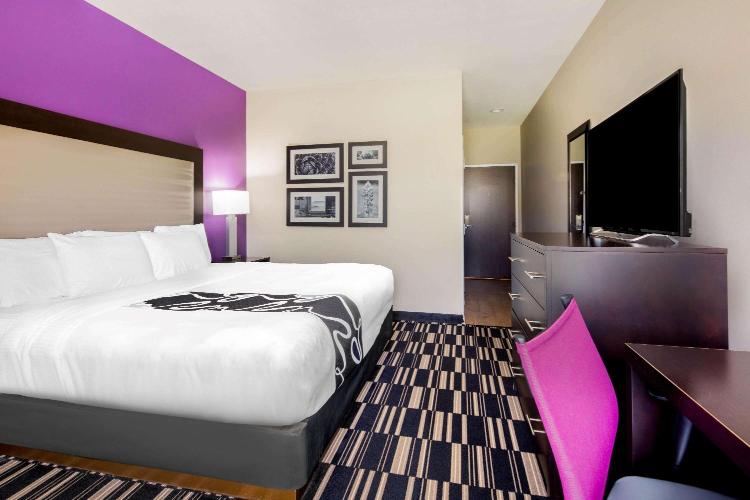La Quinta by Wyndham McAllen Convention Center photo 2