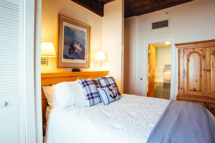Newport Bay Club and Hotel photo 1