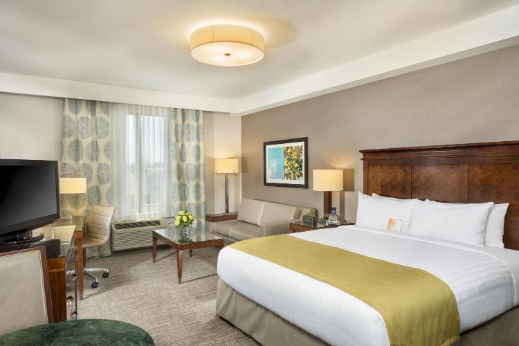 Ayres Hotel Anaheim photo 2
