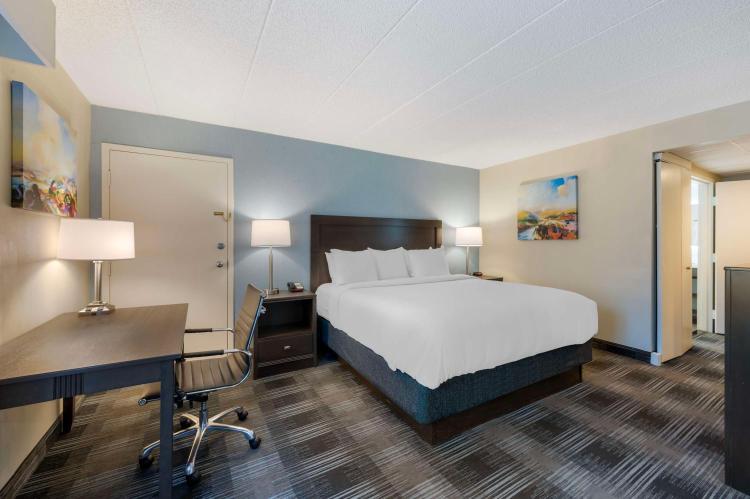 Best Western Plus Alexandria Fort Belvoir photo 1