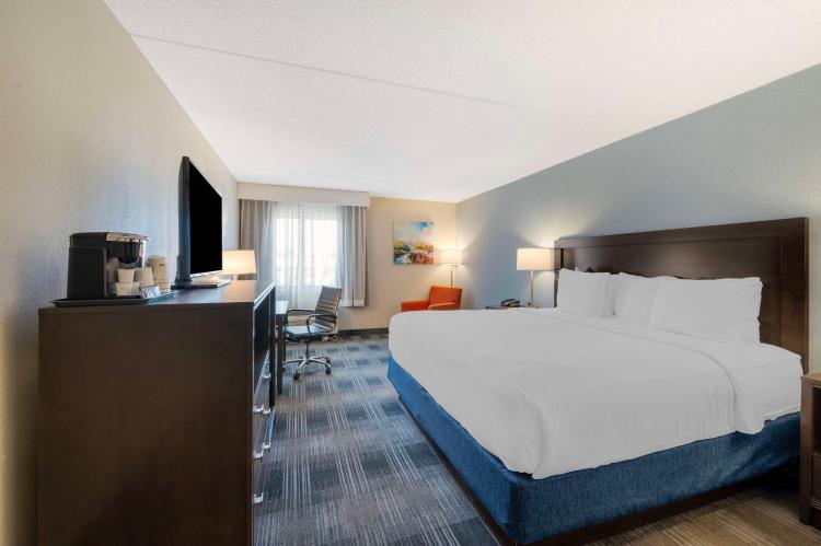 Best Western Plus Alexandria Fort Belvoir photo 2